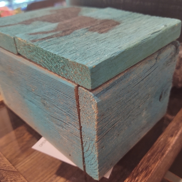 Handmade Wood Horse Box from Etsy - Picture 2 of 3